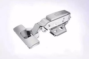 騰飛五金攜手諾米、歐諾斯、戀情品牌，明星陣容隆重亮相太原建博會，引領五金零售新風尚